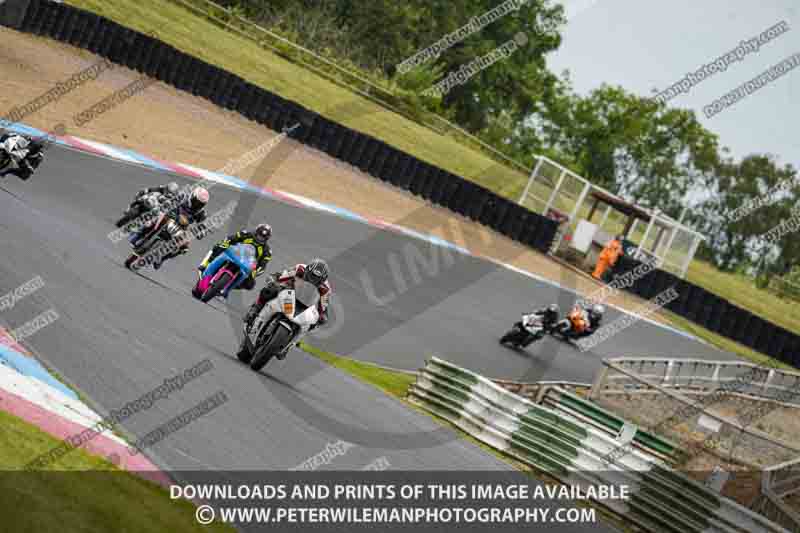 enduro digital images;event digital images;eventdigitalimages;mallory park;mallory park photographs;mallory park trackday;mallory park trackday photographs;no limits trackdays;peter wileman photography;racing digital images;trackday digital images;trackday photos